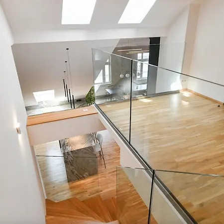 Luxury Design Duplex In Zizkov 186 Sq M * Praha
